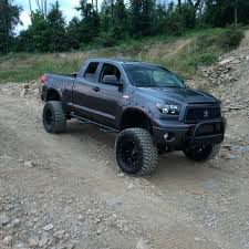 Résultat de recherche d'images pour "toyota tundra"