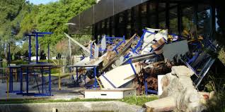 Paul valéry is one of the oldest universities in europe. Elections Etudiantes Une Liste Anti Blocage Arrive En Tete A L Universite Paul Valery Lengadoc Info