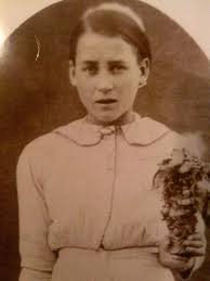 This is a photo of my Grandmother Olive Elizabeth Thiele (nee Alexander  Petersen)