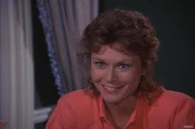 3/7 Season Four Episode Eight: Photo Finish -Scarecrow & Mrs King