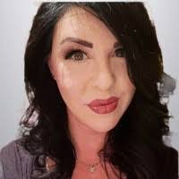 Lorrie Carr's Instagram, Twitter & Facebook