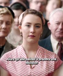 Une femme entre deux mondes : amour et choix difficiles