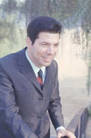 Maybe you would like to learn more about one of these? 76 Ideias De Silvio Santos Silvio Santos Santos Abravanel