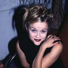 Als shauni mcclain verdrehte die blonde kalifornierin erika eleniak den männern bei baywatch anfang der 90er jahre gehörig die köpfe. Die Stachel Frisur Frisuren Der 90er Diese Frisuren Haben In Den Neunzigern Ordentlich Gerockt Cosmopolitan