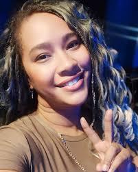 Wrap up the year right with music, brunch, and all the football action