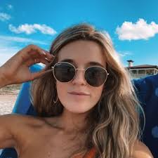 Mariah Ellis 🌸 (@MariahEllis1)