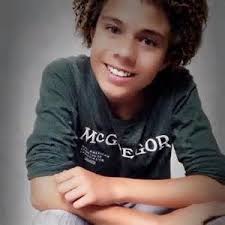 Niemand minder dan dax, uit het team van miss. Lucas Van Roekel Kids Music