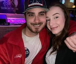 Lorraine Trahan's Instagram, Twitter & Facebook