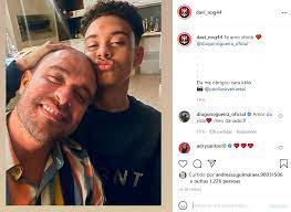 Não queríamos sobrecarregar, afirma a autora jaqueline vargas. Filho De Diogo Nogueira Entrega Romance Do Pai Com Paolla Oliveira Quem Quem News