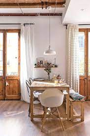 A Sunny Soulful Renovated Apartment In Barcelona Con Immagini Arredamento D Interni Arredamento Sala Da Pranzo Arredamento Casa