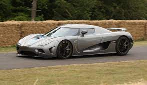 The agera is as wide at the front as in the rear of the car. Koenigsegg Agera Wikipedia La Enciclopedia Libre