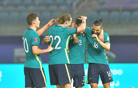 Hiện tại, vòng loại world cup 2022 đang diễn ra ở vòng 2, với 40 đội tuyển chia thành 8 bảng, mỗi bảng có 5 đội tuy nhiên nếu vào đến vòng 3, thử thách sẽ khó khăn hơn rất nhiều. Xac Ä'á»‹nh 4 Ä'á»™i Vao Vong Loáº¡i Cuá»'i Cung World Cup 2022 Khu Vá»±c Chau A Bong Ä'a Vietnam Vietnamplus