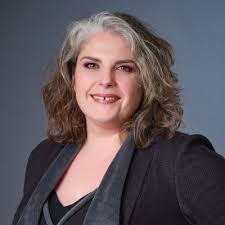 Tweede bachelor! Na het afronden van mijn bachelor Notarieel recht in 2022,  volgde ik het afgelopen studiejaar de bachelor Rechtsgeleerdheid. Hiermee  behaal ik mijn civiel effect en hou ik mijn…