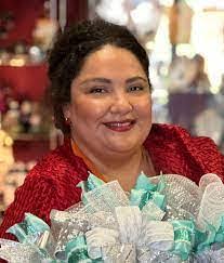 Crystal Reddell's Instagram, Twitter & Facebook