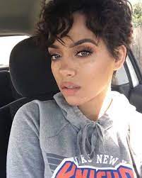 ▷ 1001+ idées | la coupe courte afro homme femme en 57 couleur cheveux metisse 2017 avec cheveux court femmes semi long. Epingle Sur Coiffures