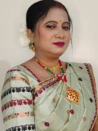 Party makeup 💄#Day 2 looks♥️ Real client makeup 😍💄🧿 makeup booking for  affordable price contact 📲 8876396129 #partylooks  #recapationparty❤️🍀👑😇👰👨💍☺️🙌 #realclientsrealresults  #makeupbookingsavailable☎️ #guwahatimakeupartist