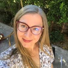 Kylie Lloyd's Instagram, Twitter & Facebook