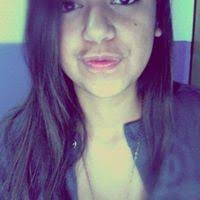 Carla Bencomo (carlabencomo15)