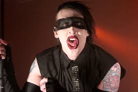 Marilyn manson pictured without make up on set of eastbound & down these pictures of this page are about:marilyn manson makeup. Marilyn Manson No Makeup Young