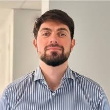 Luke Bott's Instagram, Twitter & Facebook