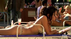 Stephanie Jacobsen Bikini sexy scenes in Terminator: The Sarah Connor  Chronicles - UPSKIRT.TV
