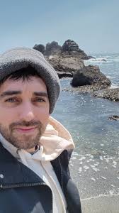 Carpet repair or stretching recommendations needed