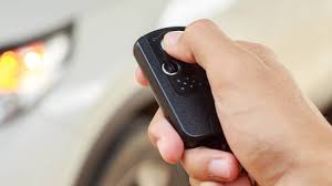 What to do when lost car keys. Uk Drivers Spend 180 Million Replacing Lost Car Keys