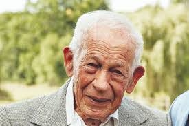 Brad Knepp's Instagram, Twitter & Facebook