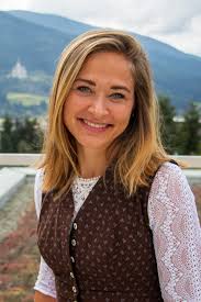 Lehrpersonal und Bedienstete