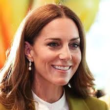 Princess Kate wears Victoria Beckham suit as she makes surprise appearance 