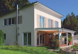 Floor to ceiling windows bring the spectacular setting to the interior of the home. Einfamilienhaus Komfort Mit Pultdach Und Pergola Morth Stocker Immobilien Gmbh