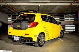 Mitsubishi Mirage Varis