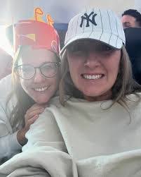 Ashley Dearinger's Instagram, Twitter & Facebook