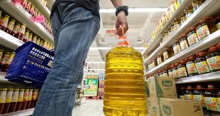 Located in kuala lumpur, we the company has a national distribution network based on a mentor mantee concept and supply pure refine palm olein cooking oil throughout peninsular malaysia. Deputy Minister Malaysian Consumers Have The Option To Buy Cheaper Cooking Oil Malaysia Worldakkam