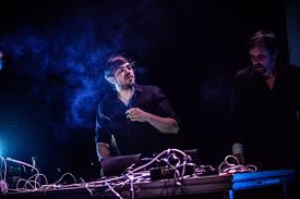 #sofa surfers #hardwire #blindside #markus kienzl #wolfgang frisch #michael holzgruber #mani obeya #rock #electronic #trip hop #dub #electronic rock. Als Visual Artist Auf Tour Mit Den Sofa Surfers Seehund Media Gmbh