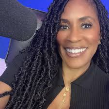 Standing Ovations and Hidden Battles: A Chat Acclaimed Actress Jonelle  Allen