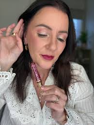 We are having such a great time in Europe together! Last night I made these  girls all try some LipSense for our night out! Cool to see Roseberry