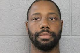 Police: Felon caught with assault rifle in Lawndale