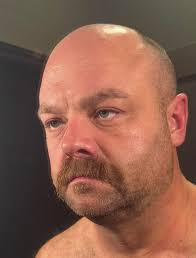 I decided to shave off my goatee beard… wow, I look so different! 😅 But my  wife and son? Nope, they don't like it at all. Huh! 🤷‍♂️😂 I shaved  because our