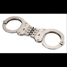 Integral spare key retention pocket. Handcuffs Nickel Hinge Alcyon Hangar18