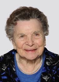 Carrie Owen's Instagram, Twitter & Facebook