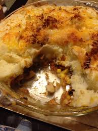 Vegetarian Shepherds Pie Zucchini Eggplant Mushrooms Onion And Corn In Tomato Sauce With Mashed Potatoes Vegetarian Shepherds Pie Food Shepherds Pie