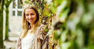 Her hafta 3 maçı videolarla yorumluyor, daha fazlası içinde tahminlerimi sayfama ekliyorum. Dankbare Jackie Groenen Is Vooral Liefhebster Ik Voetbal Omdat Ik Het Heel Graag Doe Sport Bd Nl