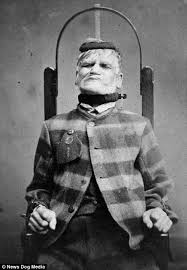 Portraits Of Patients At Victorian Lunatic Asylum Treated For Mania And Melancholia Daily Mail Online