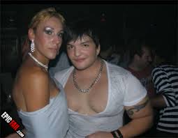 Résultat de recherche d'images pour "douchebag"