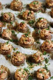 Champignons Farcis A L Americaine Elle Mijote Quelque Chose Recette Champignons Farcis Recette Champignons Farcis Recettes De Cuisine