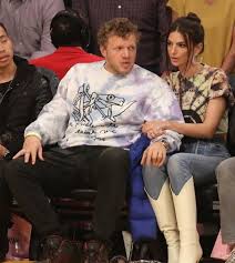 The couple seems to be enjoying … Magda Butrym England Boots Worn By Emily Ratajkowski Lakers Game January 13 2020 Spotern