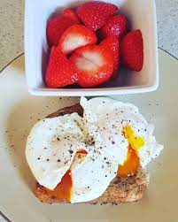 Zone Diet Recipes On Instagram Breakfast Poached Eggs On A Slice Of Toast With A Little Bitter Some Strawberries A Zone Diet Recipes Zone Diet Diet Recipes