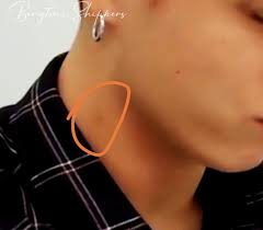 See full list on wikihow.com Jungkook Was Hiding A Hickey V K O O K Amino