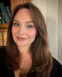 ✨ Tess ✨ (@tess_reads_books) • Instagram photos and videos